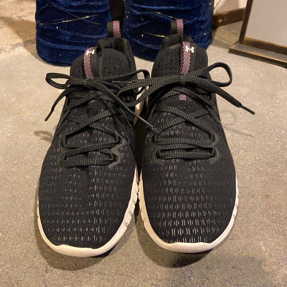Under armor Black sneakers 👟